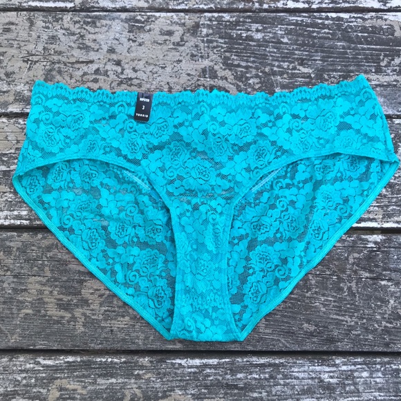 Torrid Lace Hipster Panty Underwear w/cute detail - Picture 2 of 8